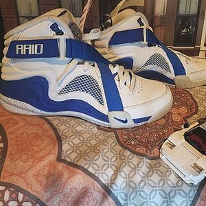🔥🔥 Nike Lunar Raid in White/Royal Blue/Pure Platinum, Size 10 🔥🔥